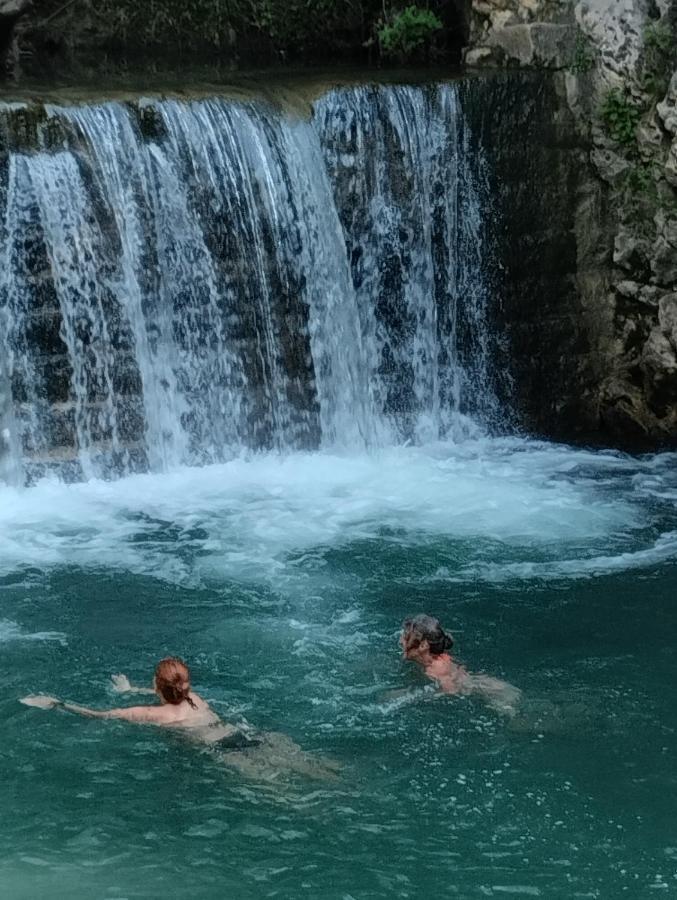 Hotel Kutaisi Globus Dış mekan fotoğraf