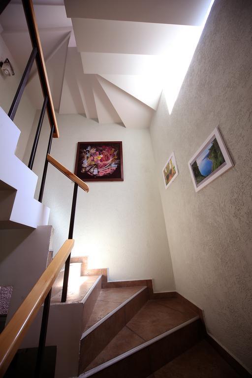 Hotel Kutaisi Globus Dış mekan fotoğraf