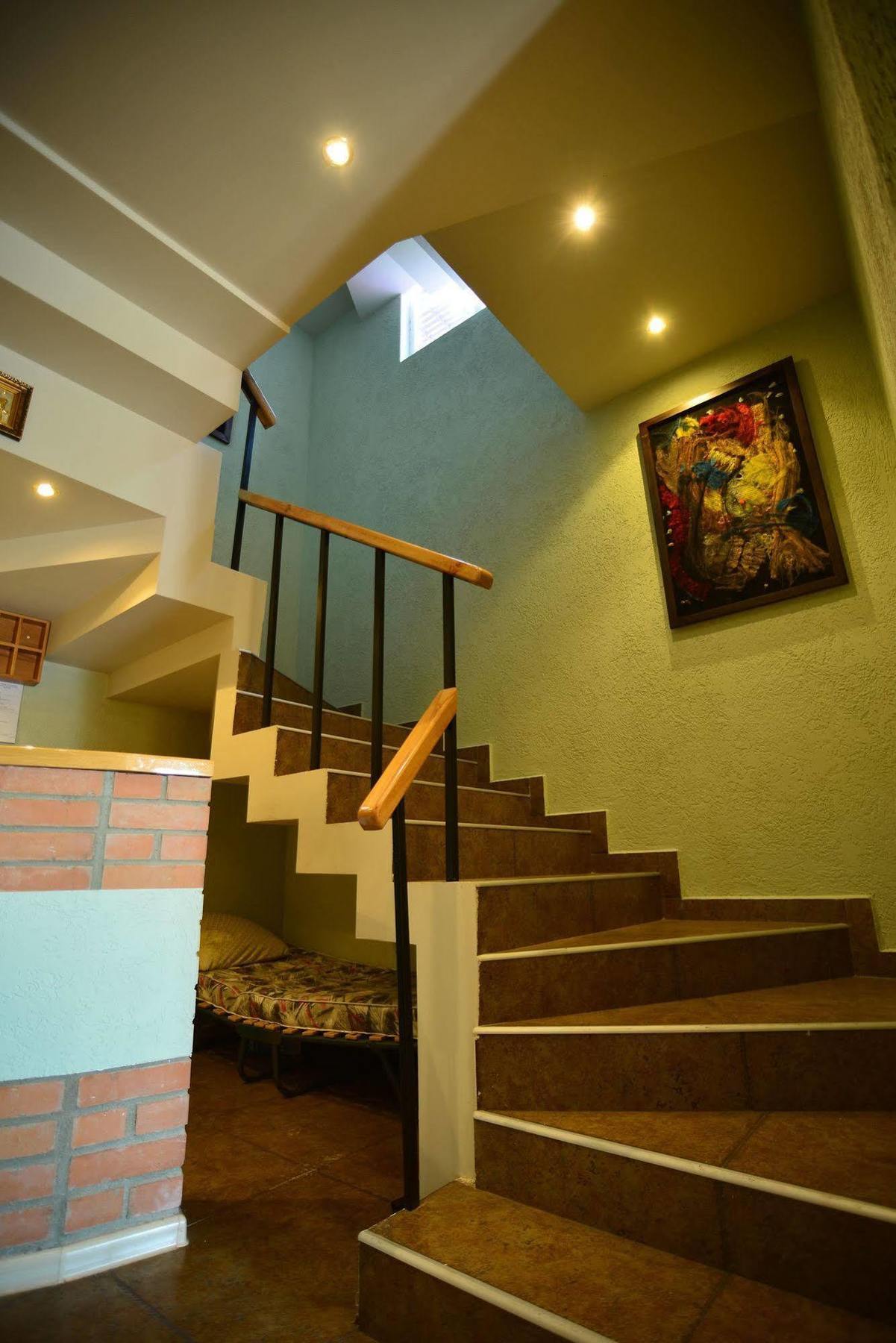Hotel Kutaisi Globus Dış mekan fotoğraf