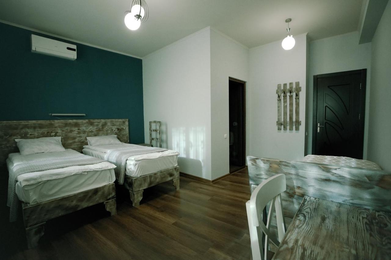 Hotel Kutaisi Globus Dış mekan fotoğraf